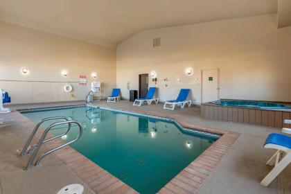 Quality Inn & Suites Steamboat Springs - image 10